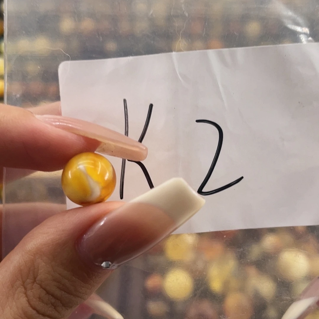 琥珀未镶嵌裸石10.6福利