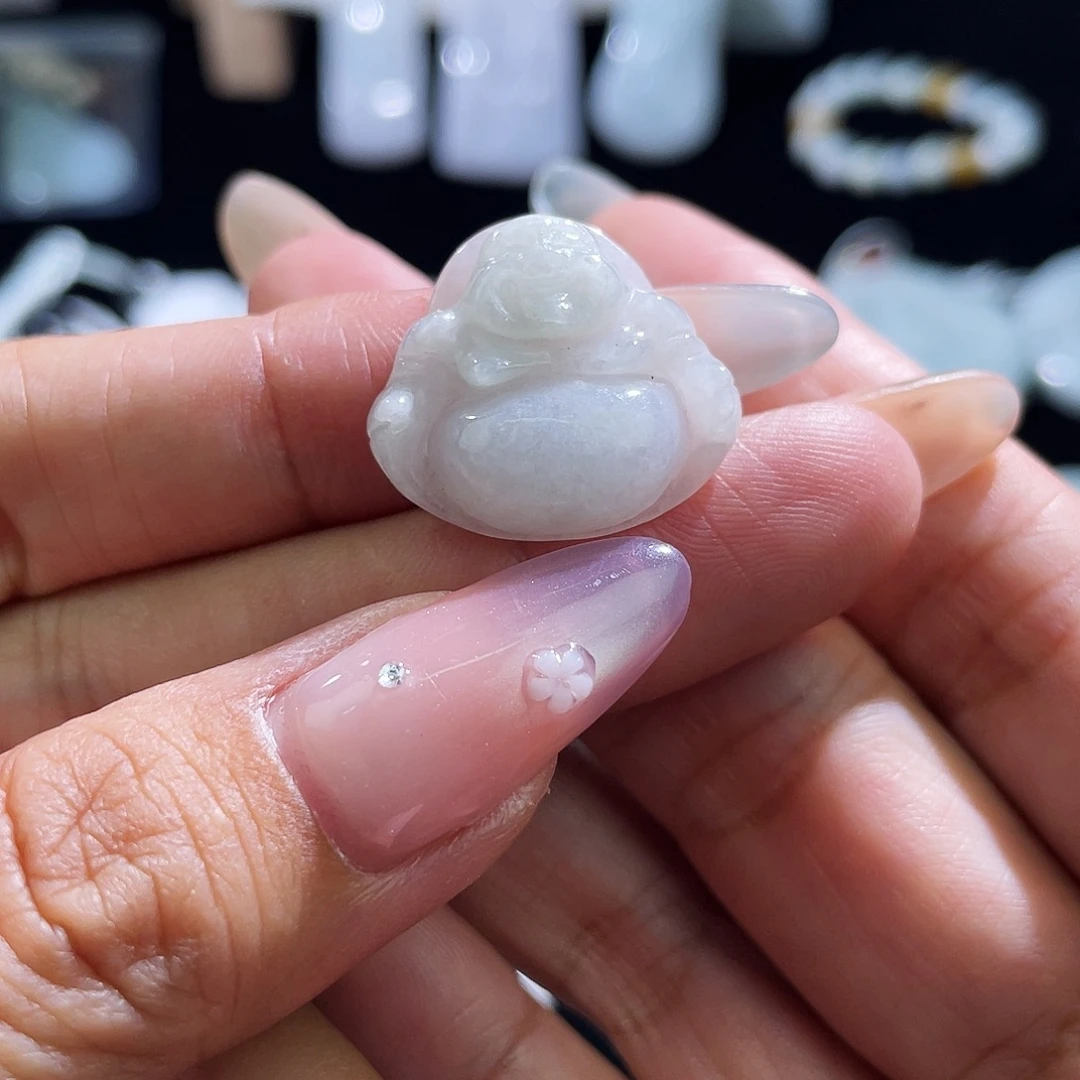 翡翠未镶嵌颈饰佛公