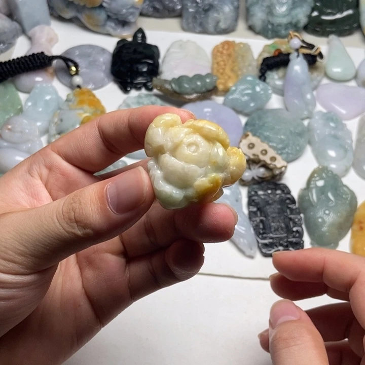 未镶嵌定制翡翠花牌33