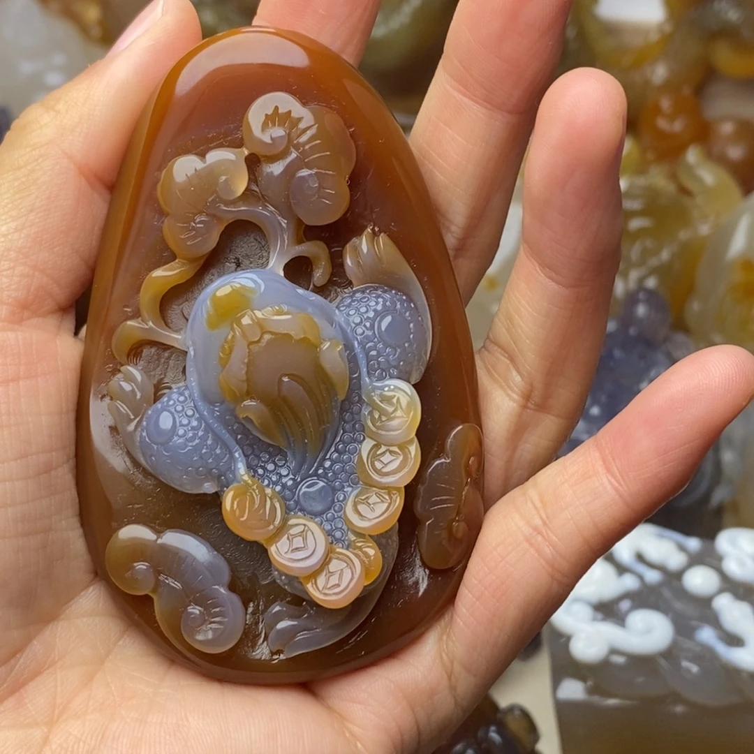 皇***上玛瑙/玉髓未镶嵌把件