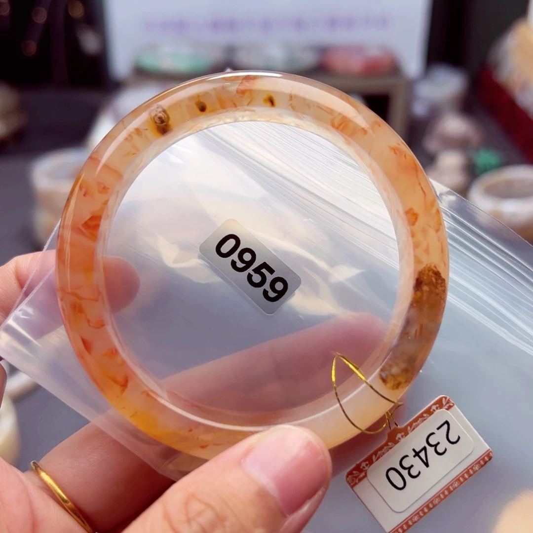 玛瑙/玉髓手镯默认微瑕未镶嵌心**爱