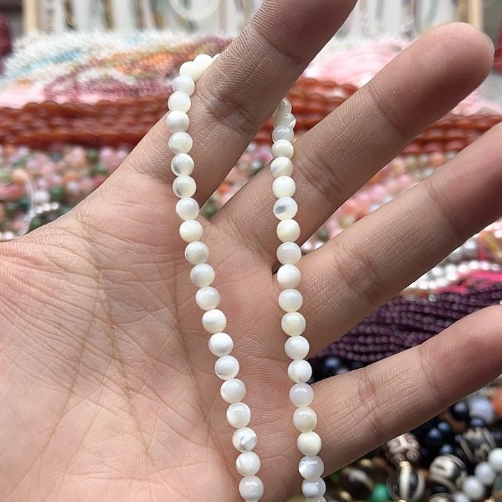 玛瑙/玉髓珠宝半成品未镶嵌一条6mm左右白蝶贝珠