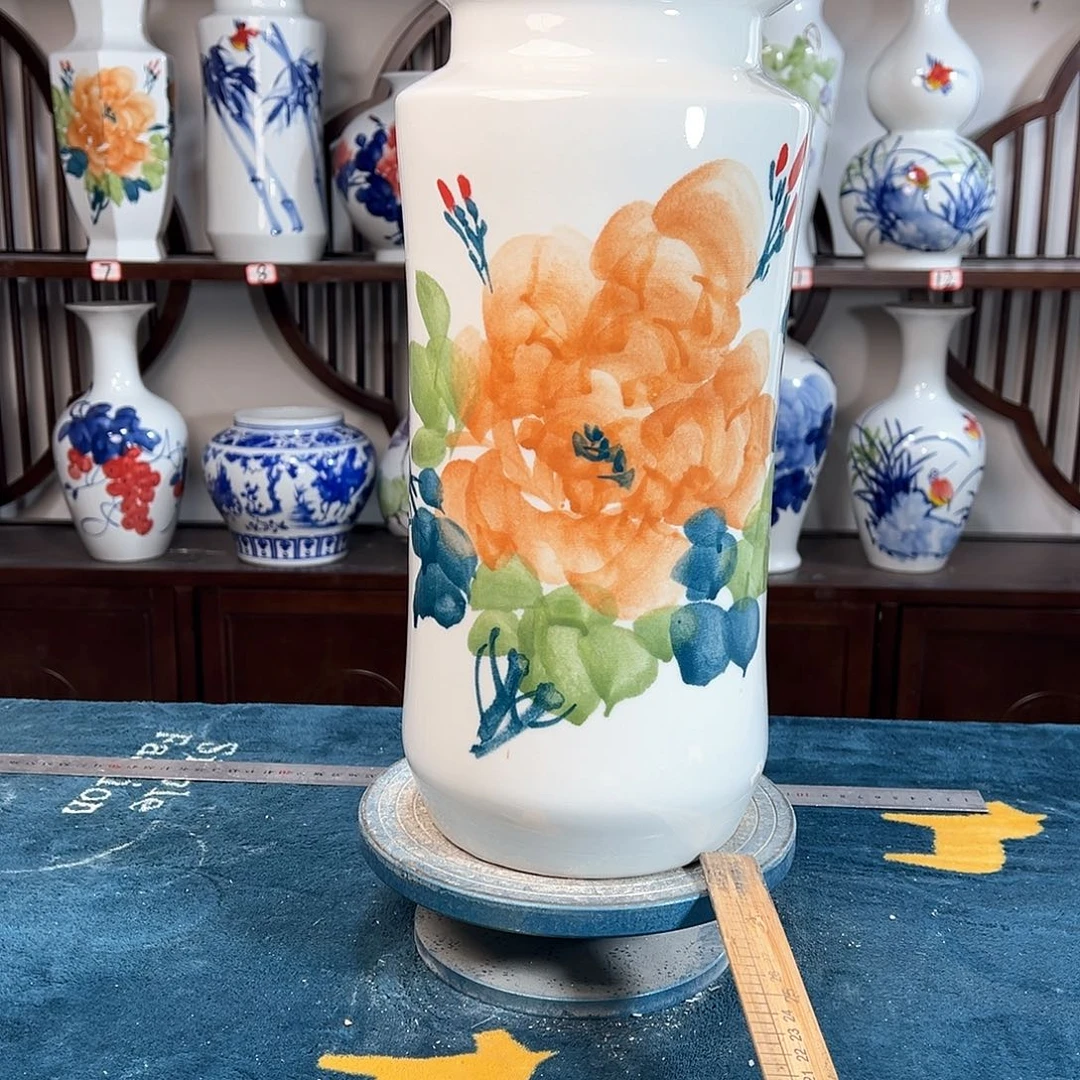 摆件景德镇陶瓷书黄牡