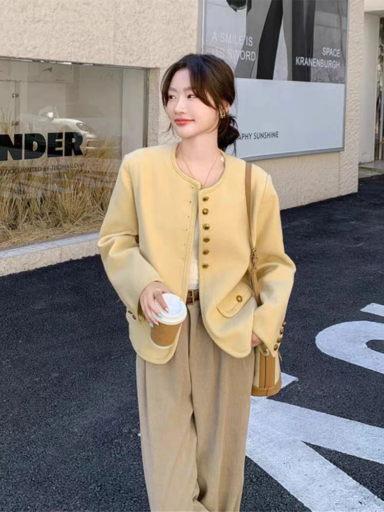 【清货】女秋季圆领小香风短外套洋气小个子休闲韩系外套