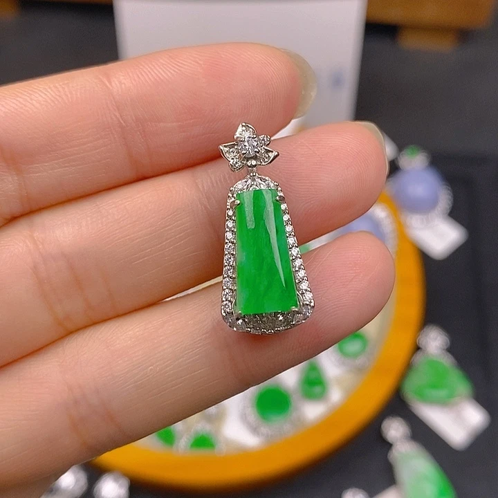 翡翠银S925镶嵌颈饰