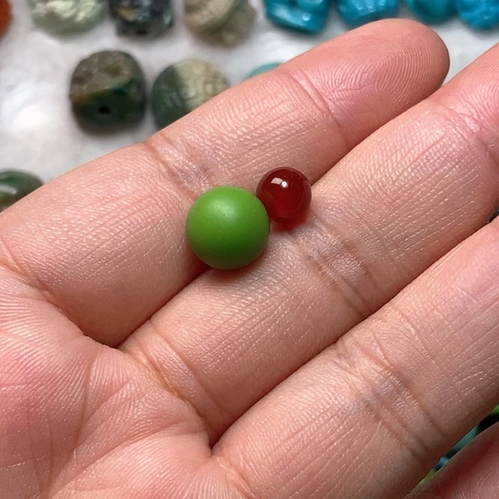 南红玛瑙未镶嵌颈饰