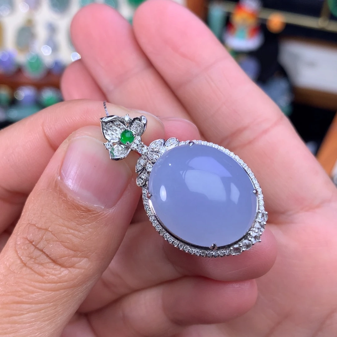 翡翠吊坠(不含链)18K金镶嵌