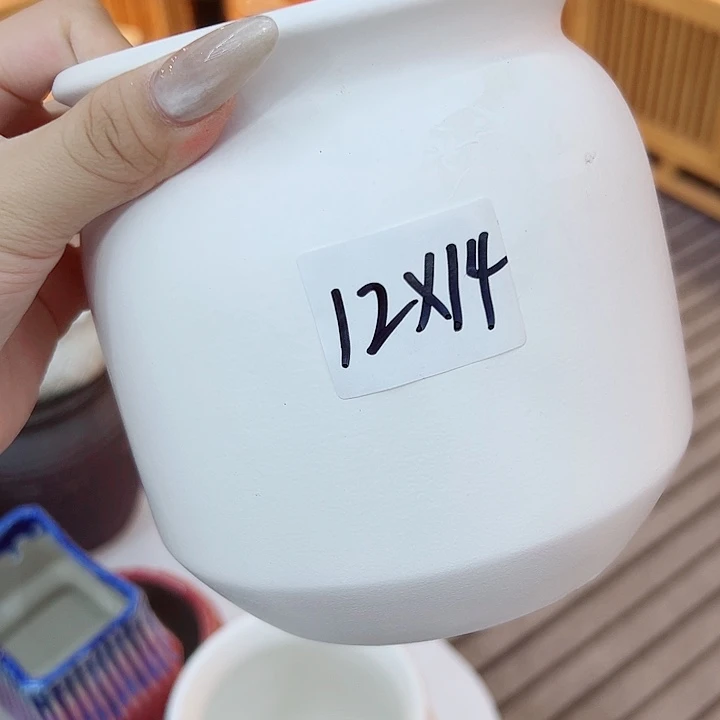 有孔，满10元发货多肉陶瓷花盆