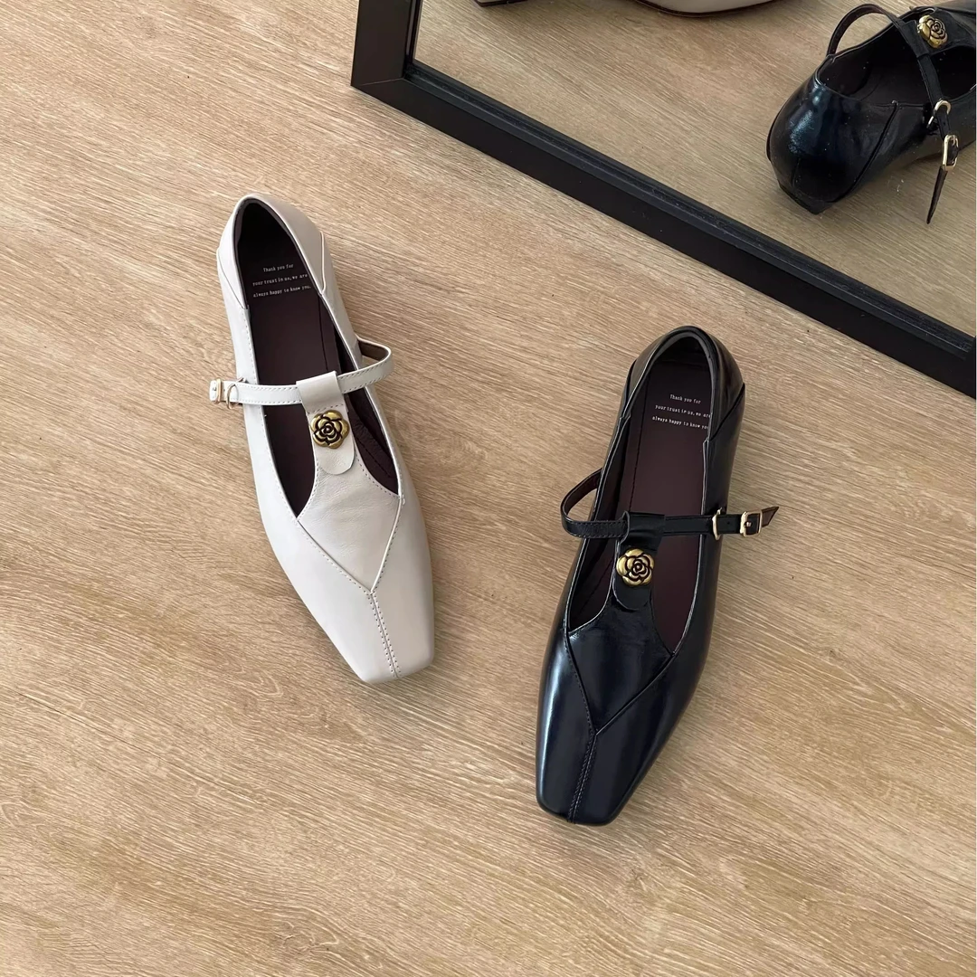 HUSSLOVE 头层牛皮·跟高2.5CM·百搭山茶花T字带玛丽珍鞋单鞋