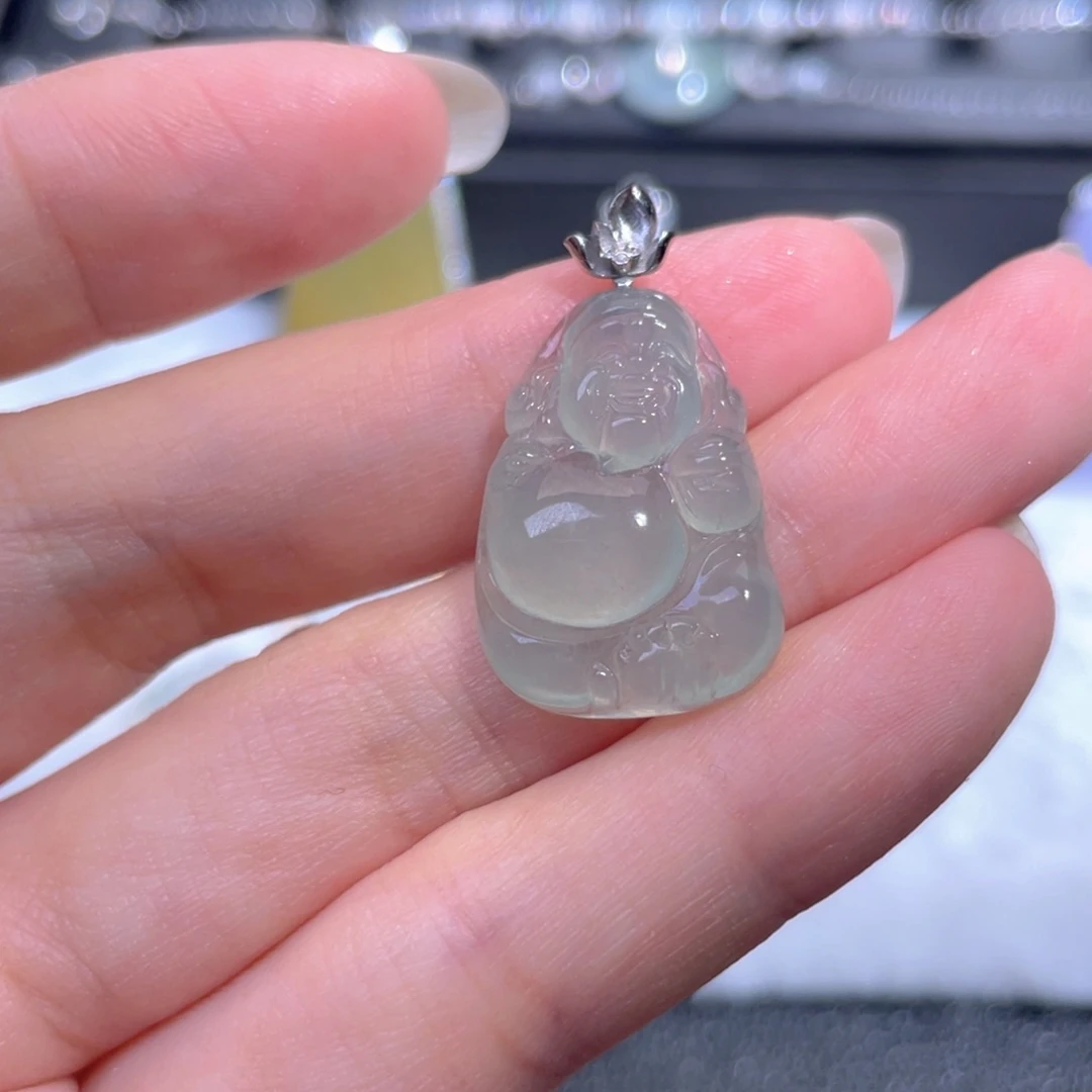 翡翠18K金镶嵌颈饰翡翠