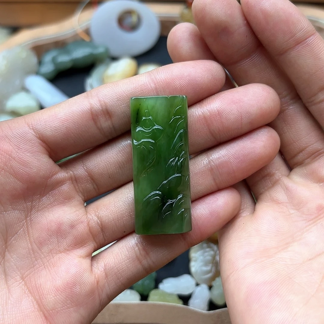 和田玉颈饰未镶嵌?**?
