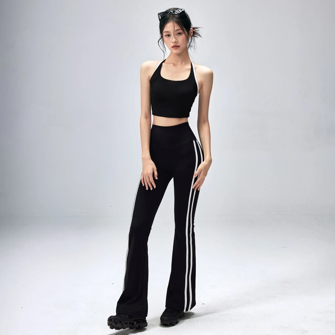 运动套装女修身显瘦瑜伽服带胸垫美背防震速干跑步训练健身背心秋