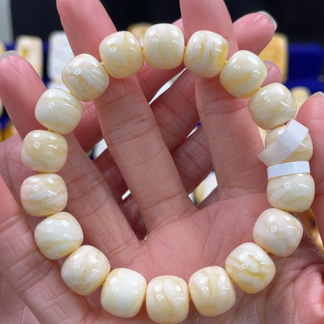 蜜蜡裸石未镶嵌琥珀蜜蜡