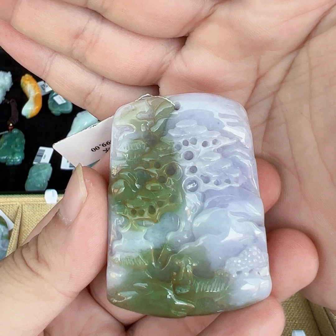 翡翠未镶嵌颈饰挂件