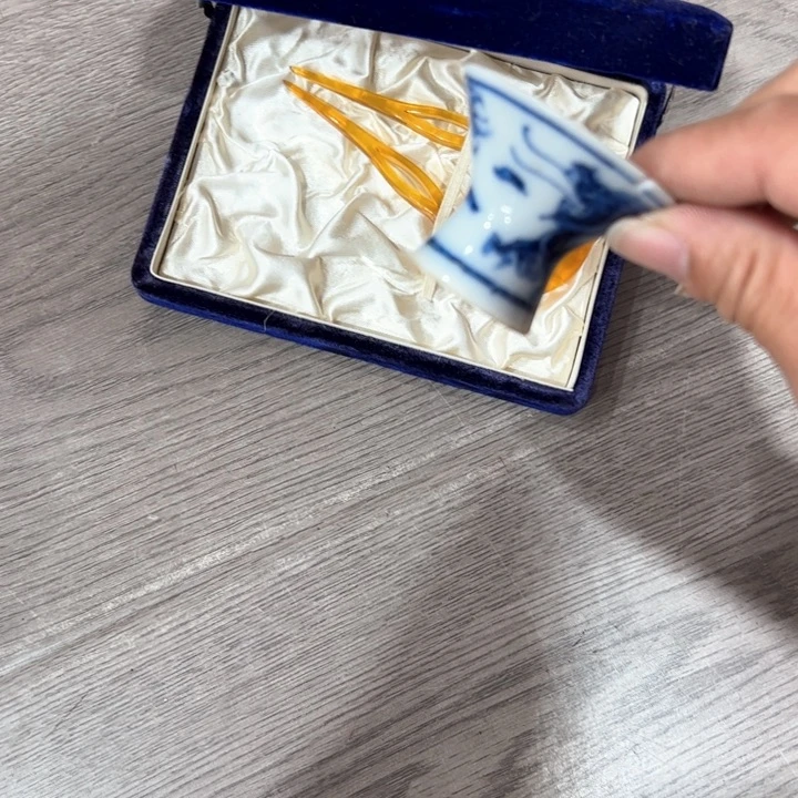 L****g新亿阁杂项无售后