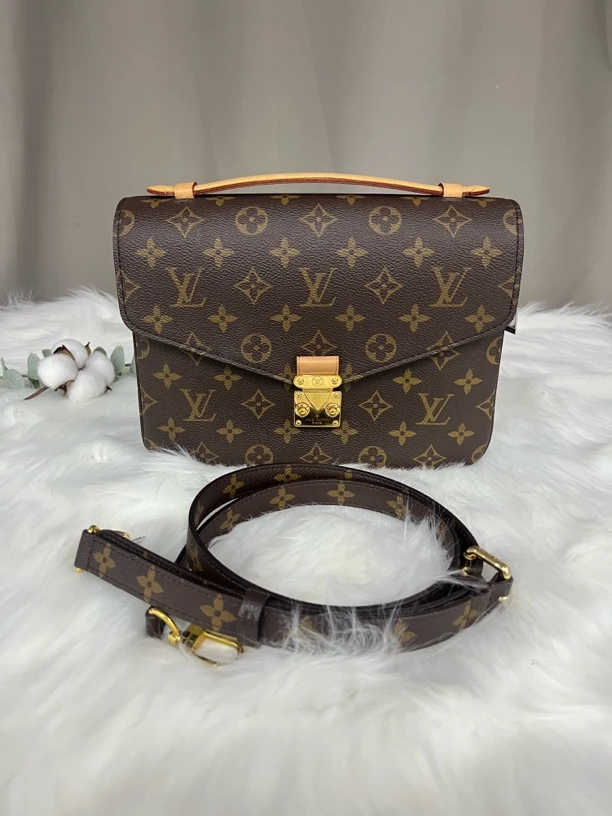 95新 LouisVuitton/路易威登 经典邮差包单肩斜挎包女士时尚百搭