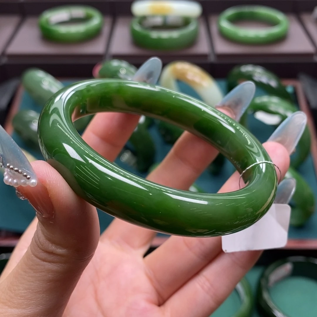 和田玉（碧玉）未镶嵌手镯5556