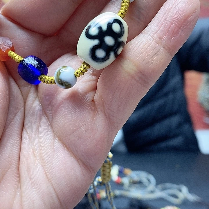 玛瑙/玉髓颈饰合金