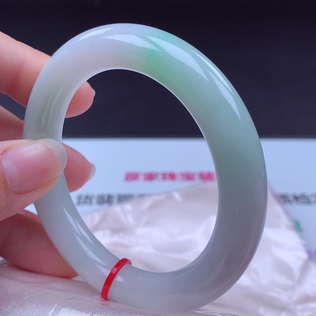 翡翠未镶嵌手镯手镯000313