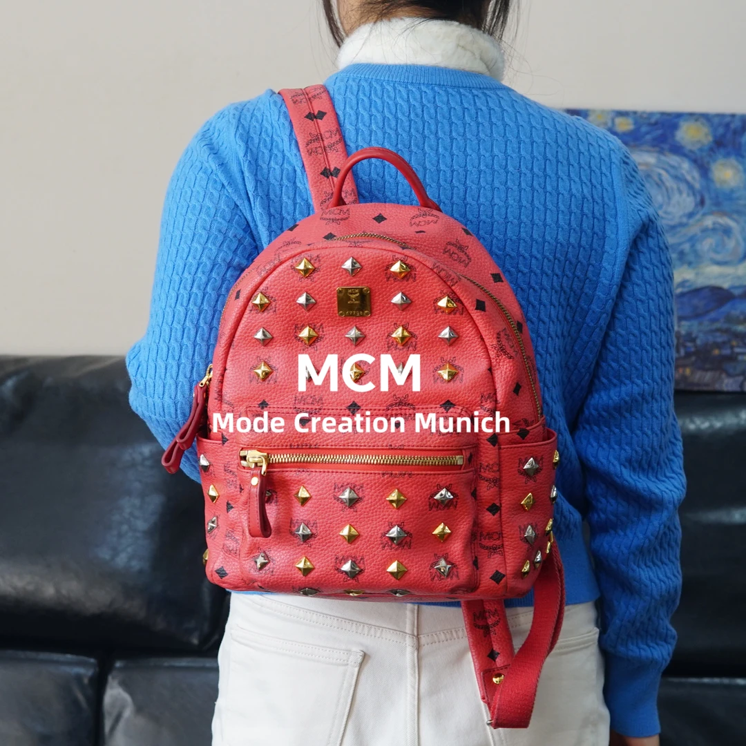 95新 MCM 红色双肩包/WJ01514032/4032