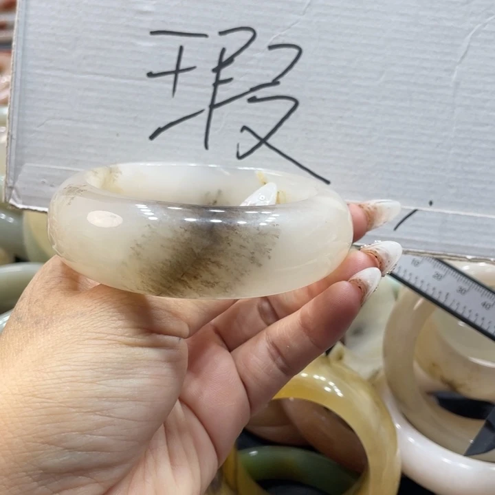 知***乐石英质玉钛钢珠宝奇石