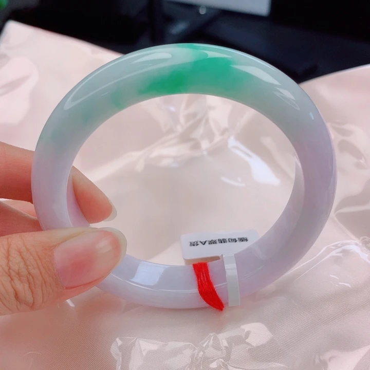 翡翠未镶嵌手镯58圈