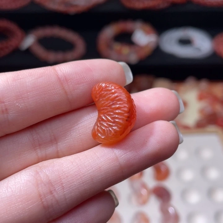 南红玛瑙橘子瓣打孔备注未镶嵌231