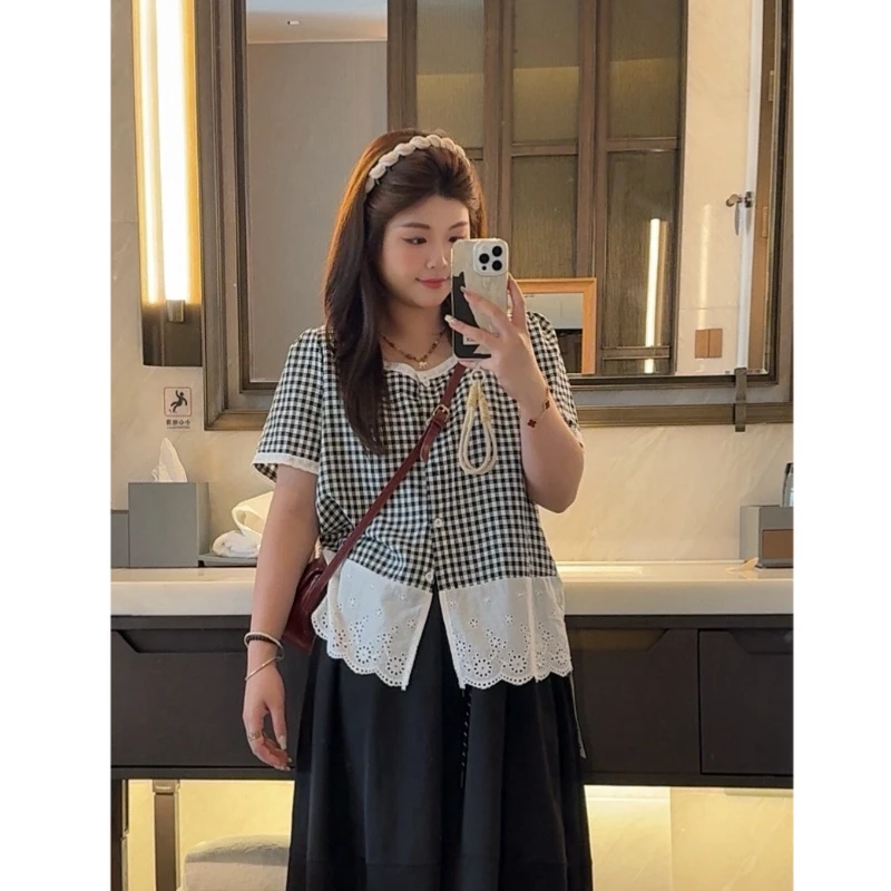 2025夏季新款夏装胖mm大码女时尚减龄拼接蕾丝格子短袖小衫上衣