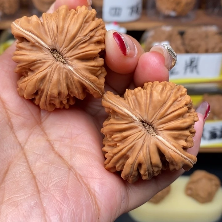 文玩核桃吊坠S****捷44全品四座楼