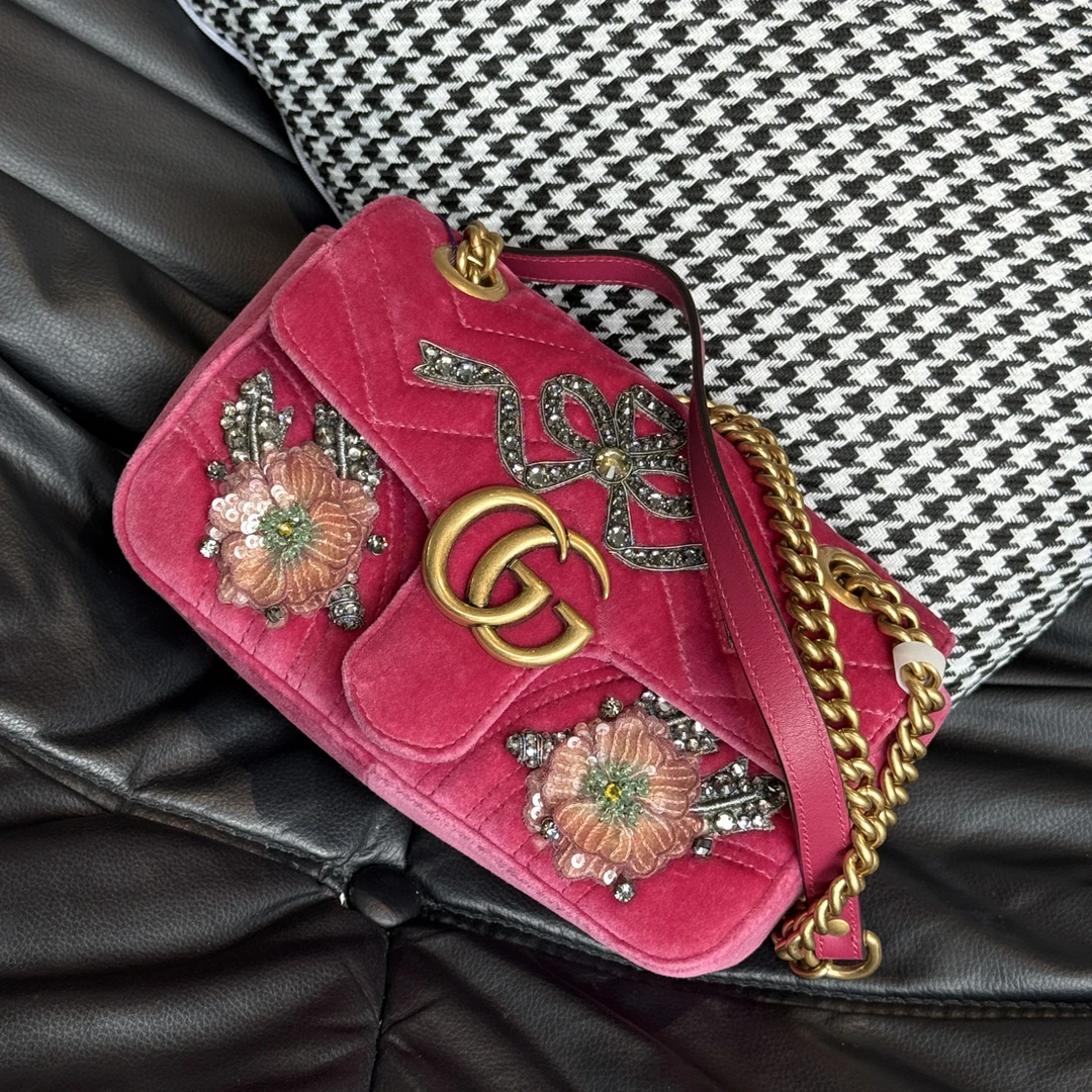 95新 GUCCI/古驰 奢品阁/丝绒玫红 马蒙22