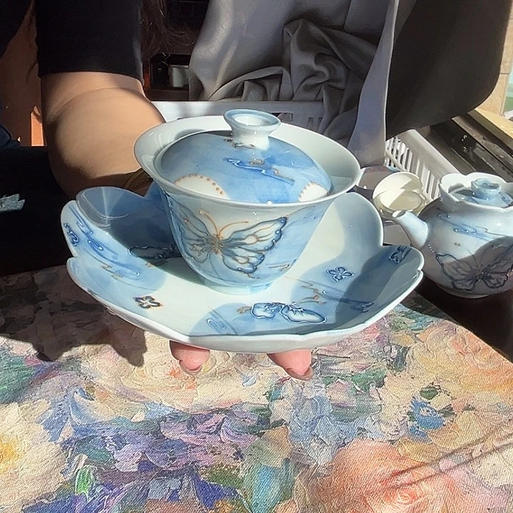 两件套哈哈哈哈哈哈哈