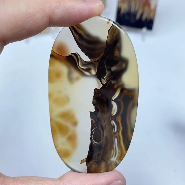 玛瑙/玉髓未镶嵌珠宝半成品