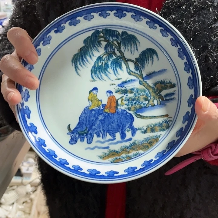 瓷片8*4//////直径19厘米。绿西西。