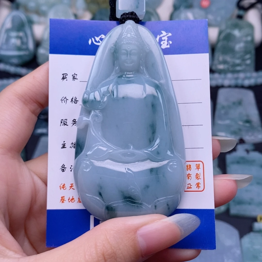 翡翠未镶嵌颈饰素衣