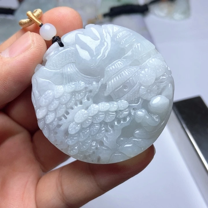 翡翠未镶嵌颈饰翡翠