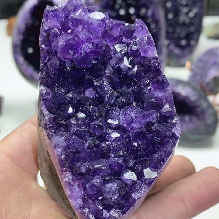 大型摆件（非配饰）紫晶未镶嵌