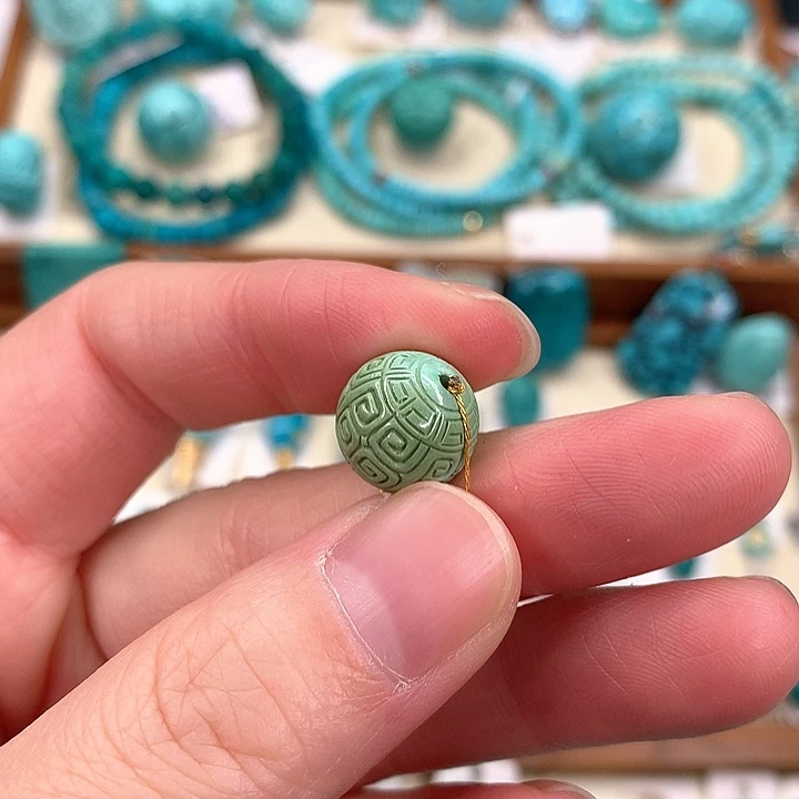 绿松石配饰未镶嵌