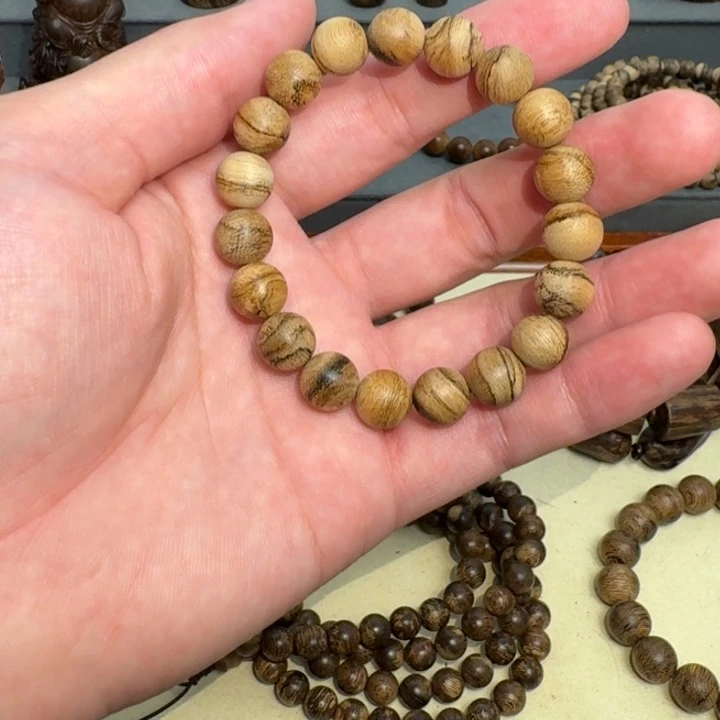 浒***夫沉香碎屑沉香加里曼丹1.0-6.5克