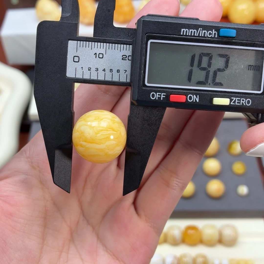 琥珀未镶嵌珠宝奇石焦皮橘底虎皮纹圆珠19.2mm