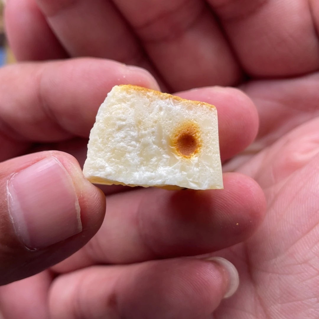 定制琥珀未镶嵌蜜蜡