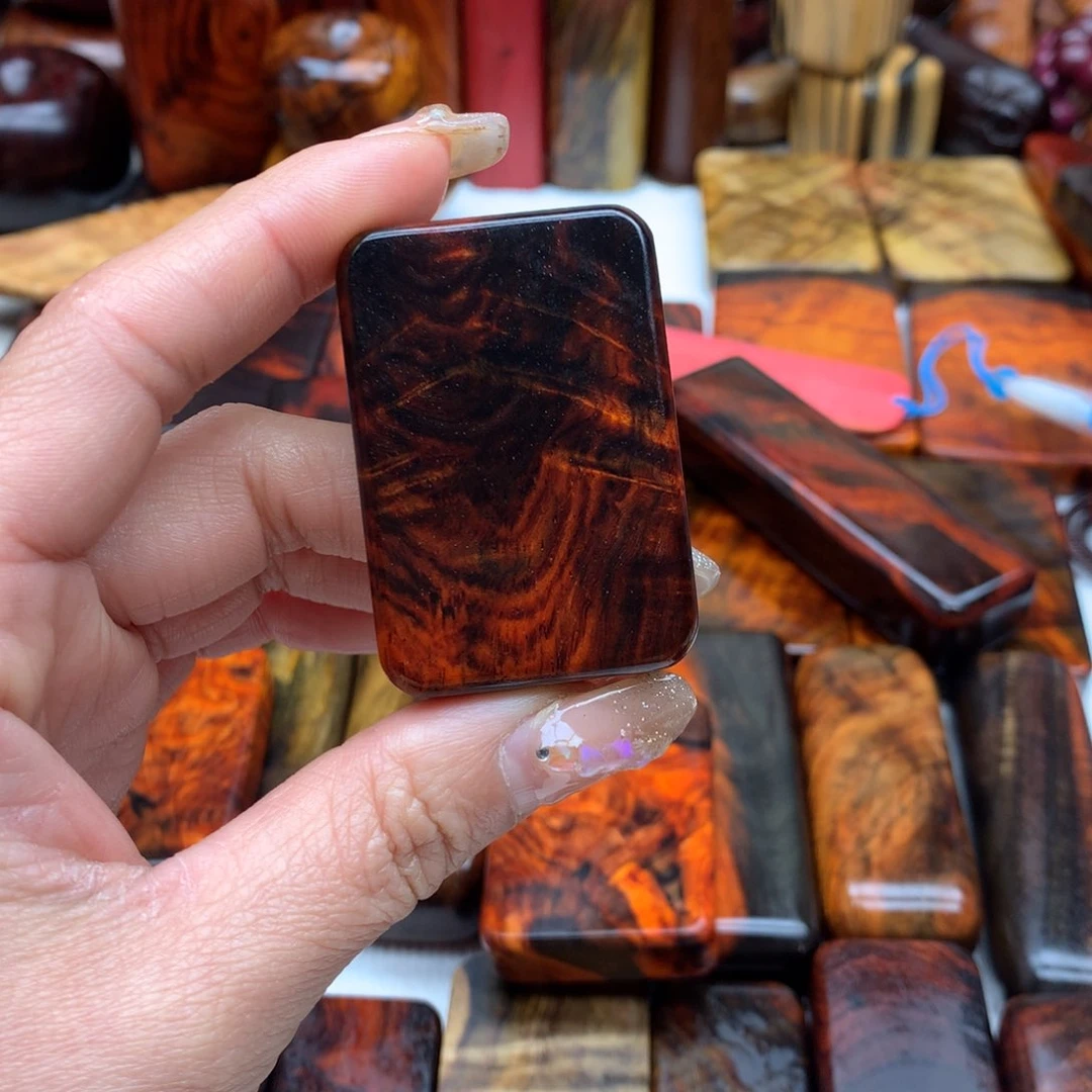 交趾黄檀（大红酸枝）m****_