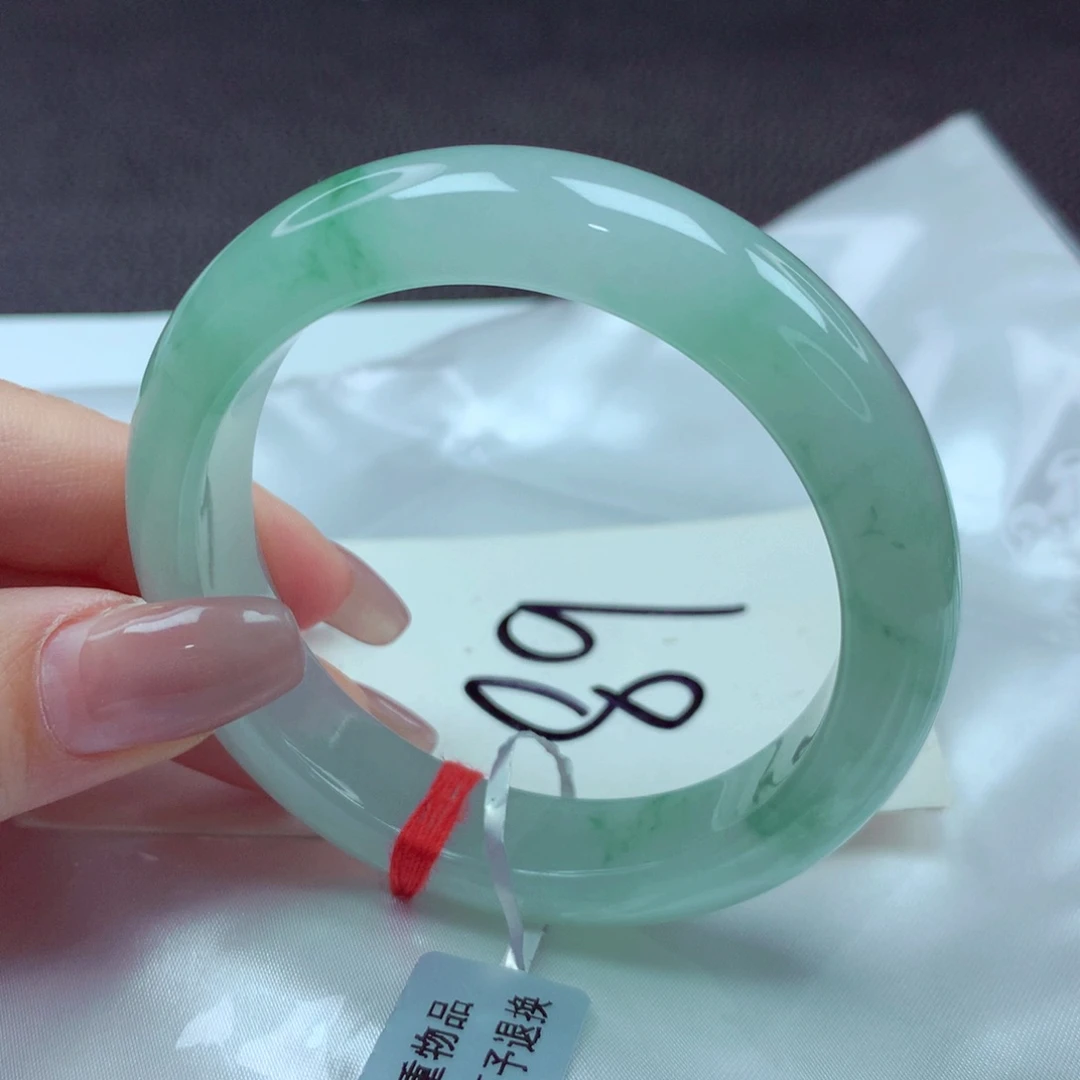 翡翠手镯未镶嵌手镯53