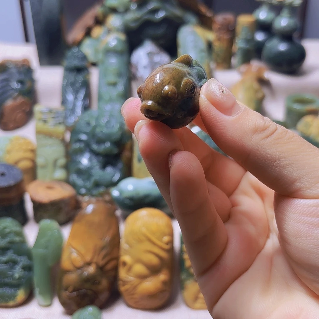 岫岩河磨玉（透闪石质玉）未镶嵌挂件