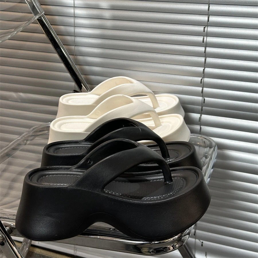 8CM厚底粗跟拖鞋女款夏天外穿厚底踩屎感2025新款夏季网红人字拖