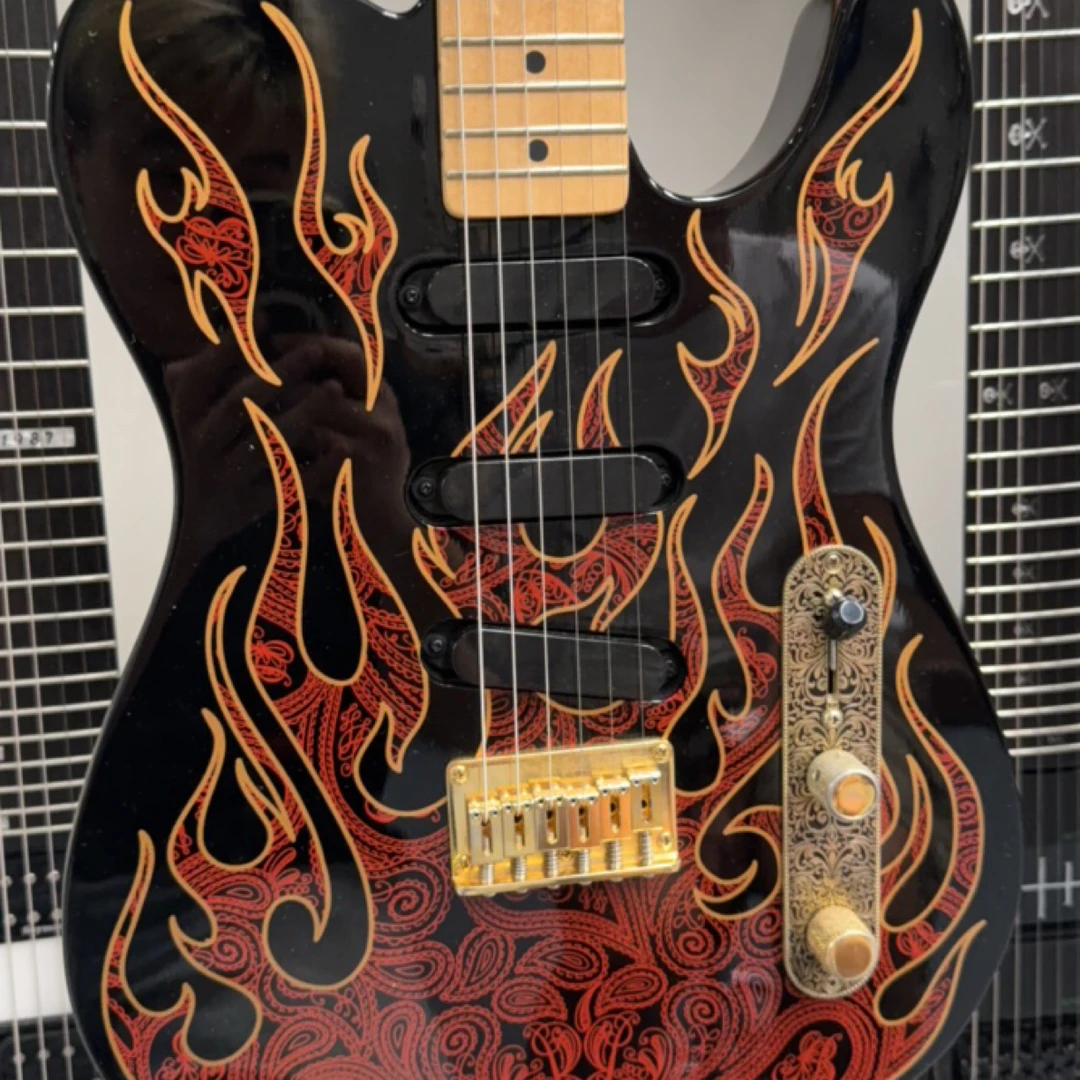 Fender 电吉他8602