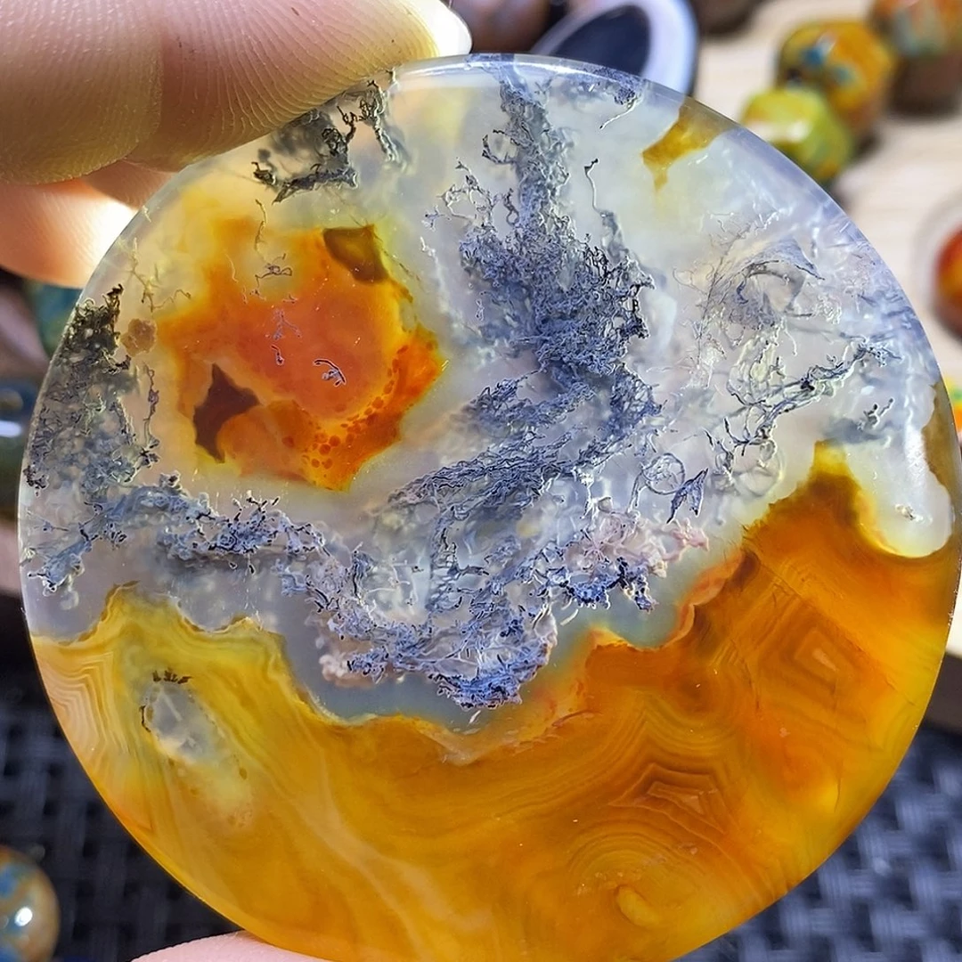 知***乐玛瑙/玉髓未镶嵌颈饰