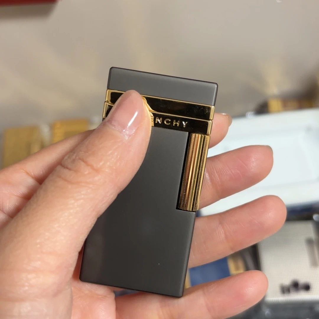 都登卡中古打火机