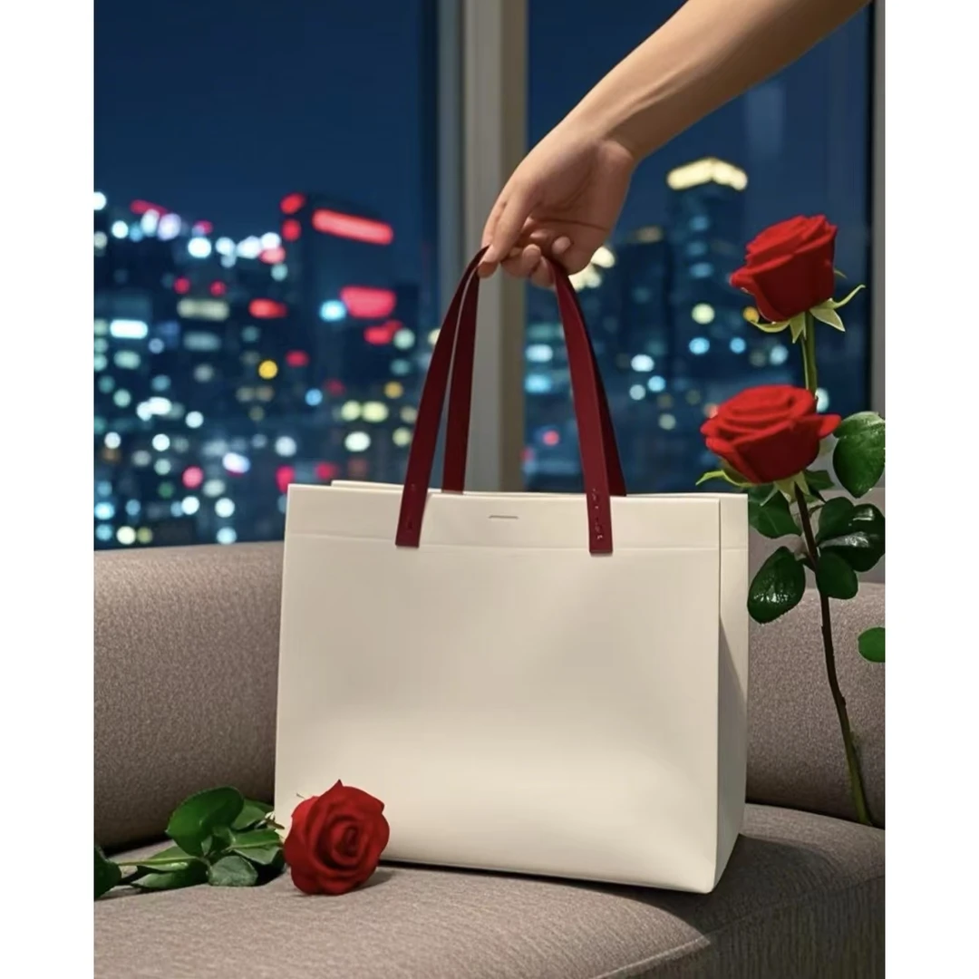 手工真皮包550680-黑  银球毛阳