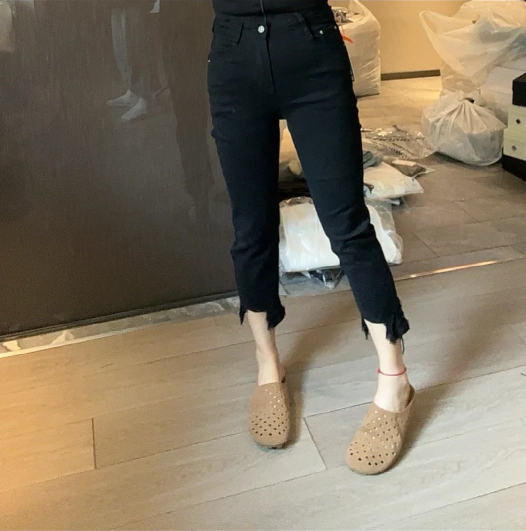 魏佳推荐-简约8分不规则破裤脚夏天薄料显瘦纯色牛仔烟管裤22521