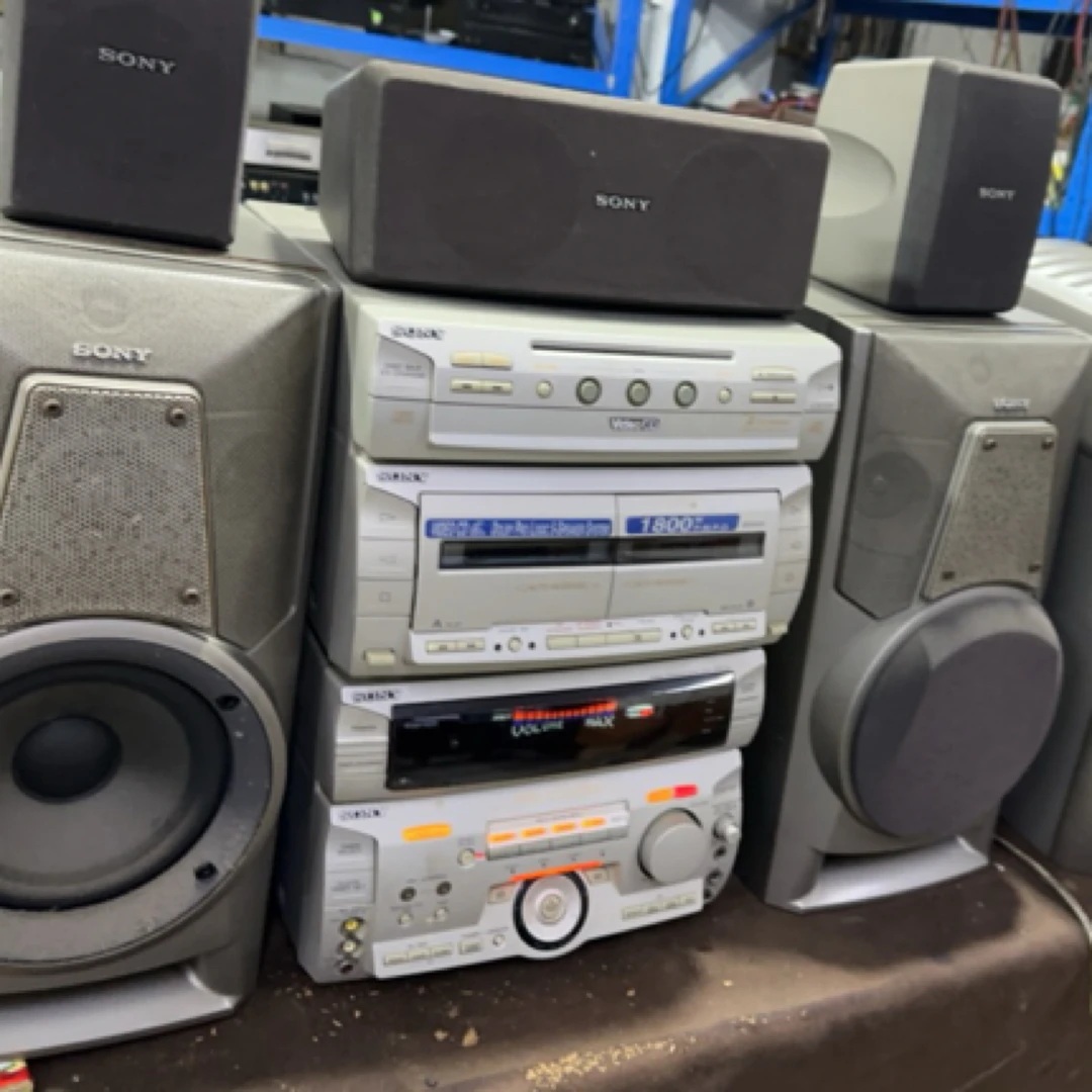8新  sn 5500大组合全套（只有功放好用）